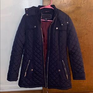 Navy blue woman’s Tommy Hilfiger jacket